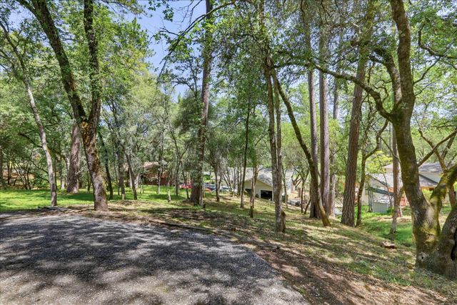 20755 Chaparral Cir, Penn Valley, CA 95946