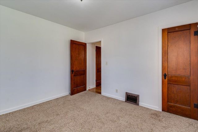 153 S Mccomas, Wichita, KS 67213