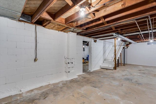 153 S Mccomas, Wichita, KS 67213