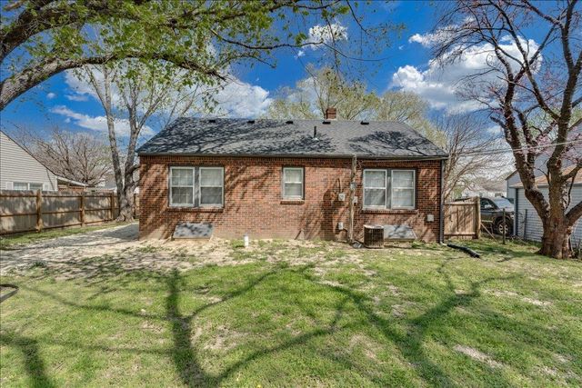 153 S Mccomas, Wichita, KS 67213