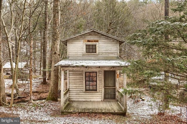 40 MEADOW GROVE, Newport, PA 17074