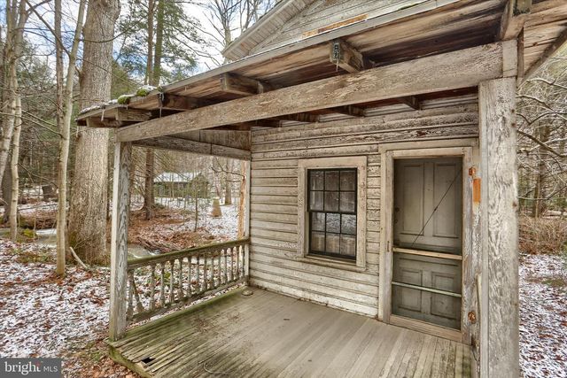 40 MEADOW GROVE, Newport, PA 17074