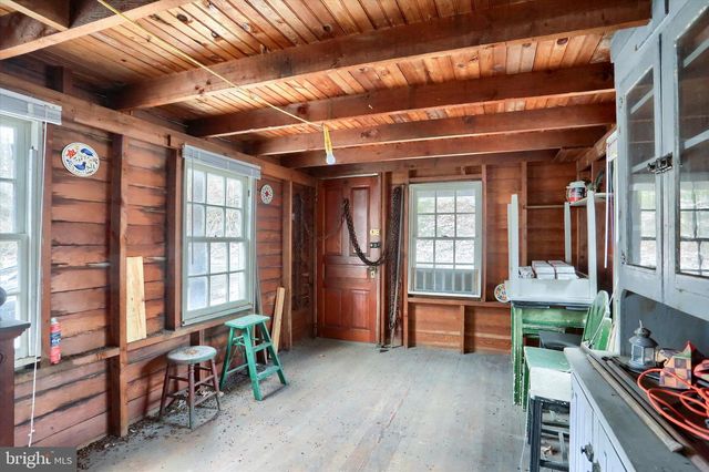 40 MEADOW GROVE, Newport, PA 17074