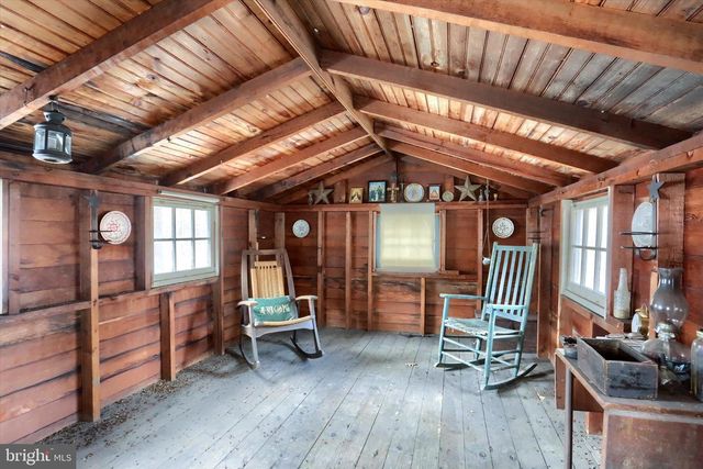 40 MEADOW GROVE, Newport, PA 17074