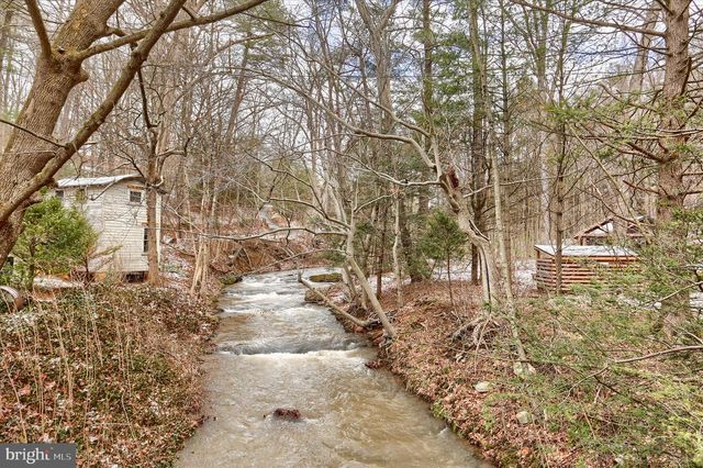 40 MEADOW GROVE, Newport, PA 17074