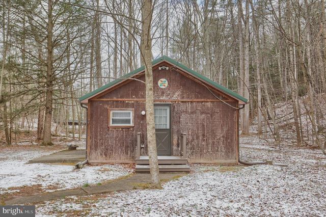 40 MEADOW GROVE, Newport, PA 17074