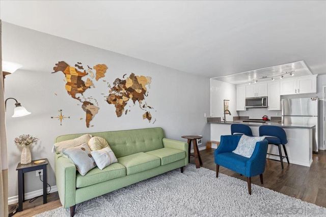 8036 Linda Vista 1P, San Diego, CA 92111