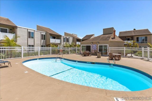 8036 Linda Vista 1P, San Diego, CA 92111