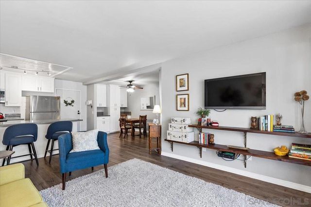 8036 Linda Vista 1P, San Diego, CA 92111