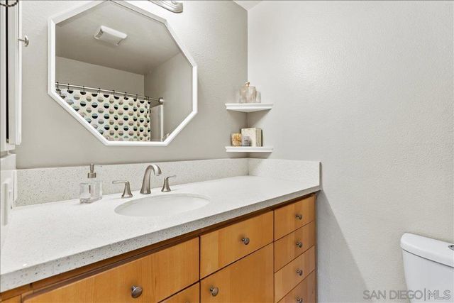 8036 Linda Vista 1P, San Diego, CA 92111