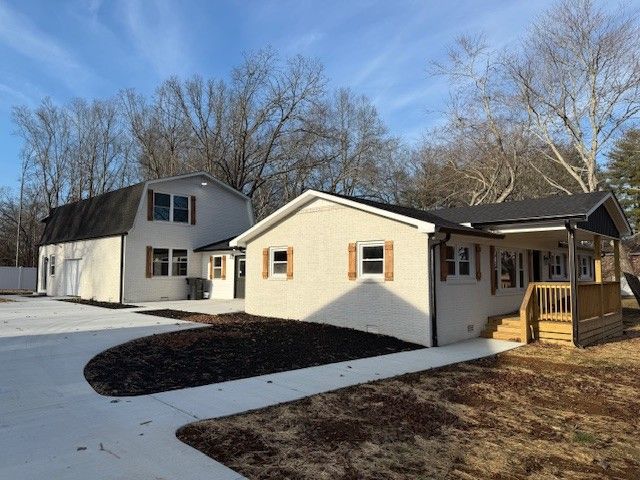 125 Old Shelbyville Hwy, Tullahoma, TN 37388