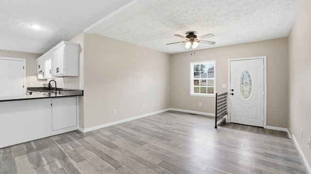 125 Old Shelbyville Hwy, Tullahoma, TN 37388