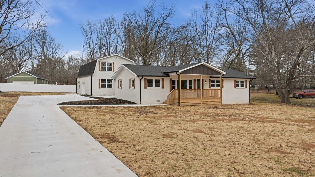 125 Old Shelbyville Hwy, Tullahoma, TN 37388