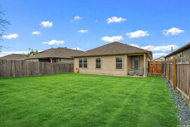 2594 McCrae, New Braunfels, TX 78130