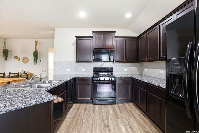 2594 McCrae, New Braunfels, TX 78130