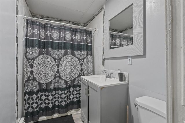 67-69 Osgood St, Lawrence, MA 01843