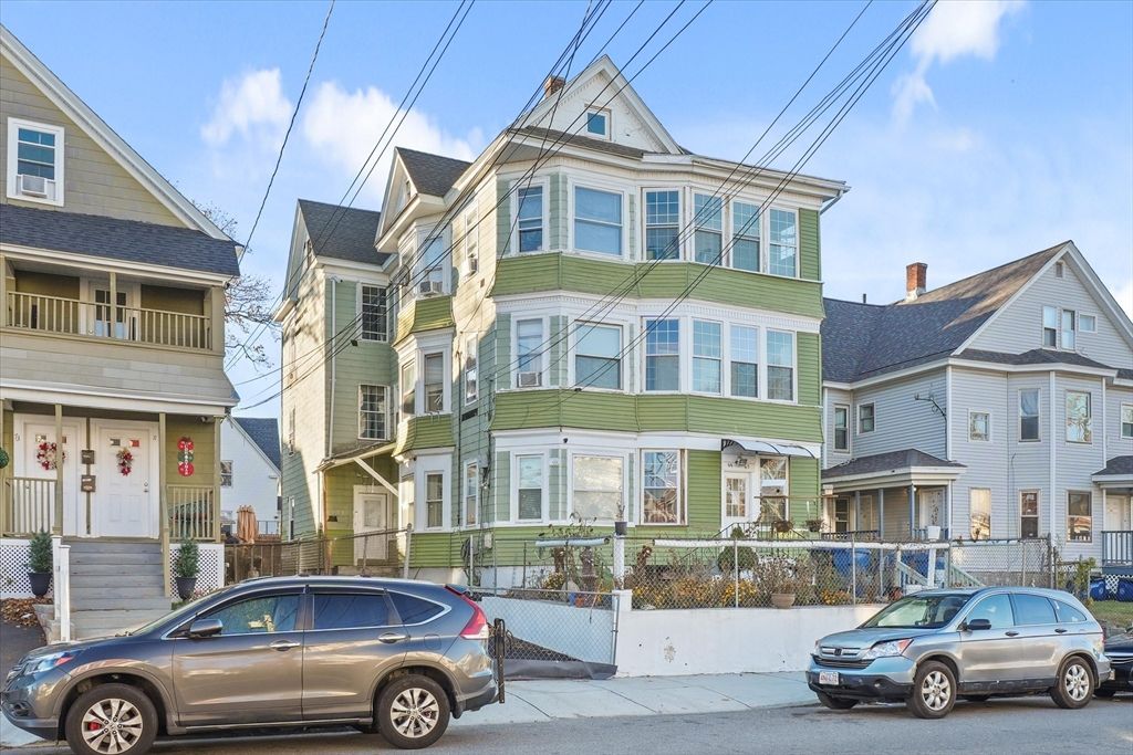 67-69 Osgood St, Lawrence, MA 01843