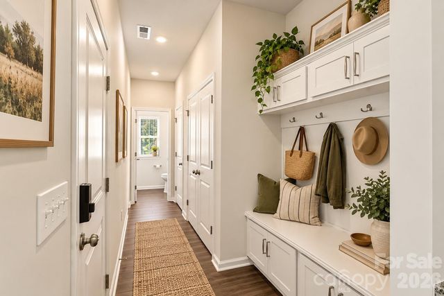 4714 Lakeview Road, Charlotte, NC 28216