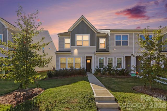 4714 Lakeview Road, Charlotte, NC 28216