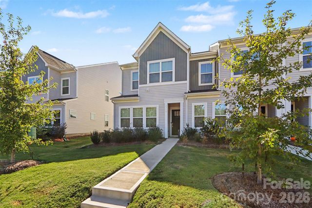 4714 Lakeview Road, Charlotte, NC 28216
