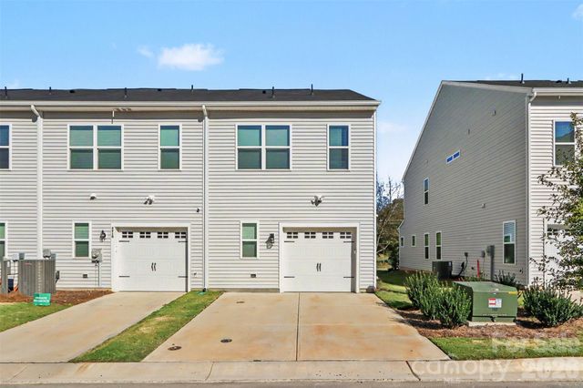 4714 Lakeview Road, Charlotte, NC 28216