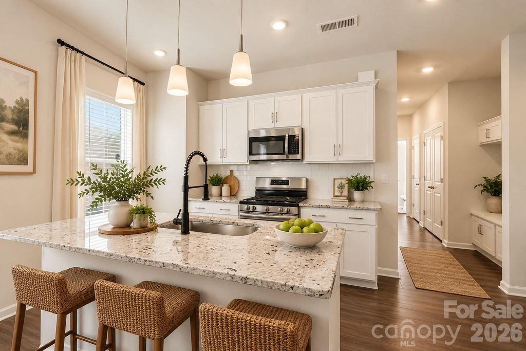 4714 Lakeview Road, Charlotte, NC 28216
