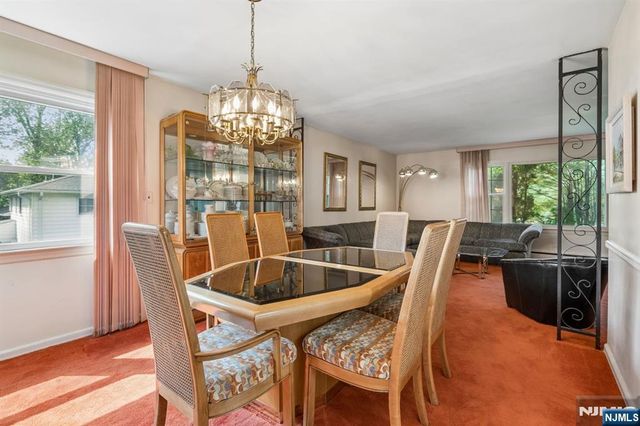 12 Clover Court, Cedar Grove, NJ 07009
