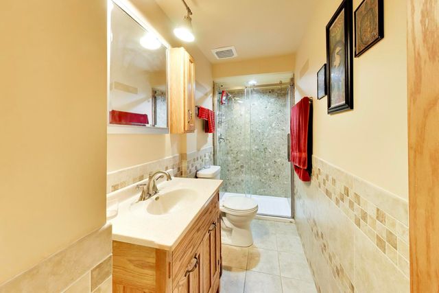 4540 N Linder Avenue 2D, Chicago, IL 60630