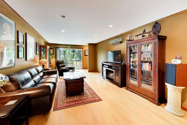 4540 N Linder Avenue 2D, Chicago, IL 60630