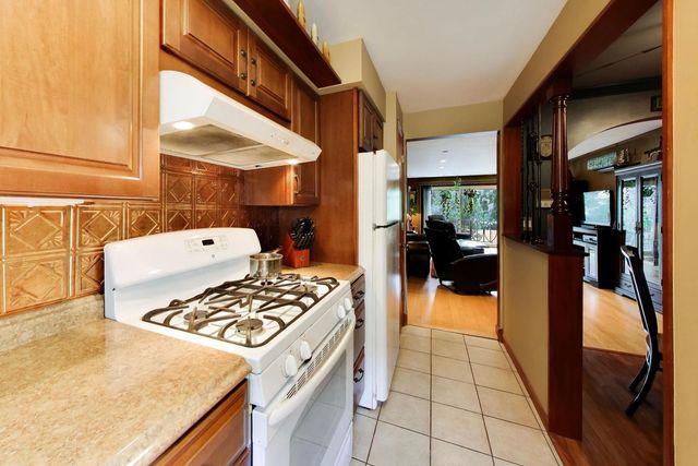 4540 N Linder Avenue 2D, Chicago, IL 60630