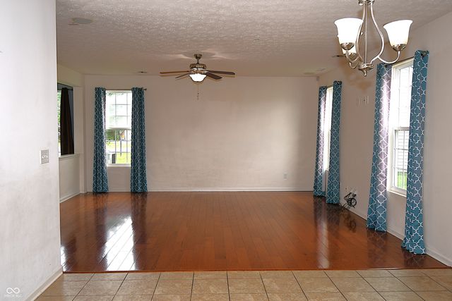 3325 Lake Stream Drive, Columbus, IN 47201