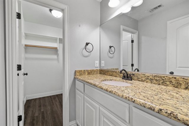 401 E Maple Row, Denison, TX 75021