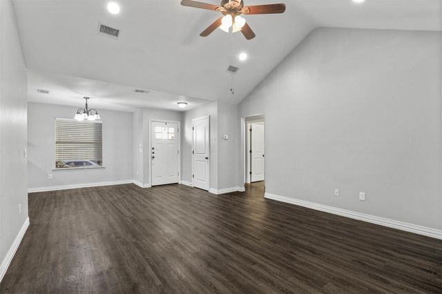 401 E Maple Row, Denison, TX 75021