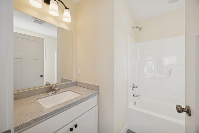 3201 N 6th Street, Minneapolis, MN 55412