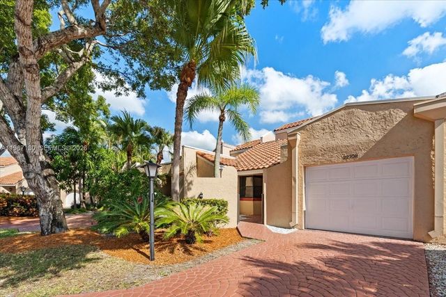 22708 Meridiana Dr, Boca Raton, FL 33433