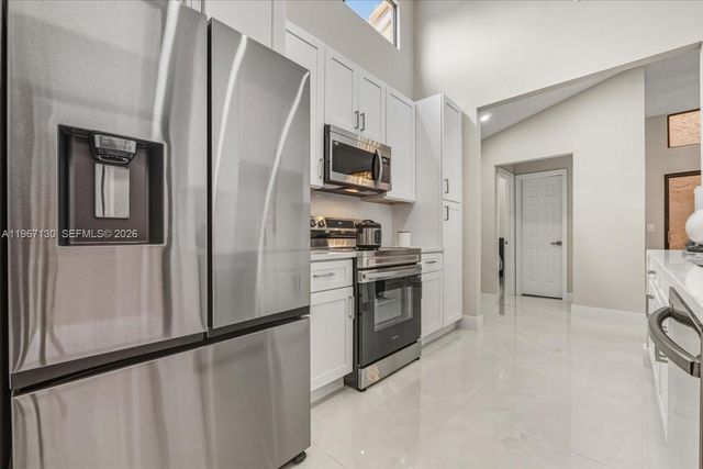 22708 Meridiana Dr, Boca Raton, FL 33433