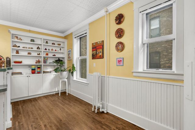 30 Saint Albans Street S 2A, Saint Paul, MN 55105