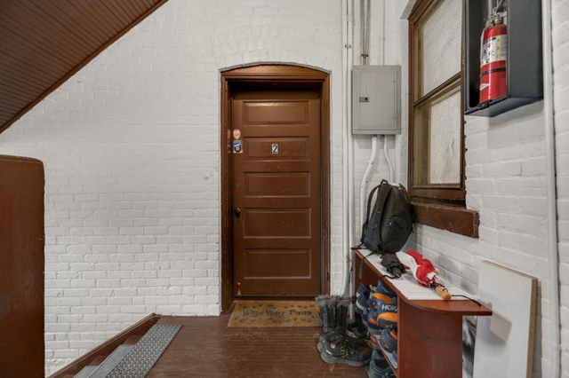 30 Saint Albans Street S 2A, Saint Paul, MN 55105