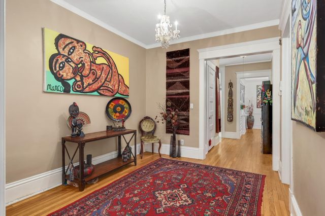 30 Saint Albans Street S 2A, Saint Paul, MN 55105