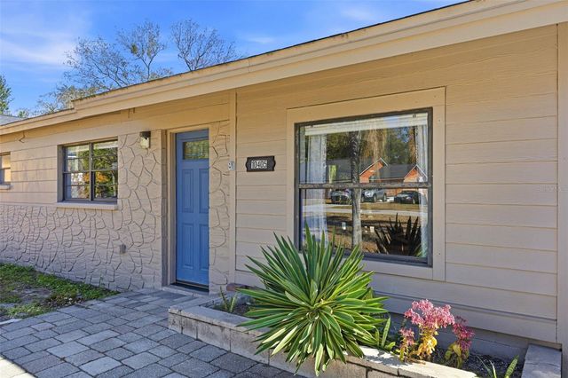 10405 N WOODMERE ROAD, Tampa, FL 33617