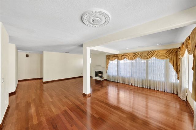 1611 San Almada, Corona, CA 92882