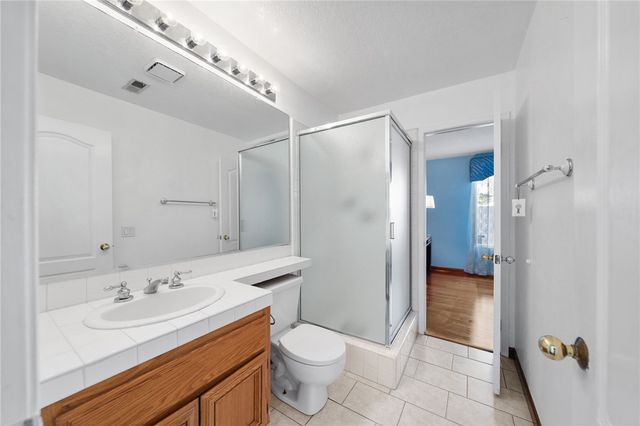 1611 San Almada, Corona, CA 92882