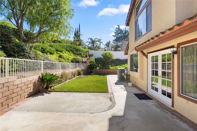 1611 San Almada, Corona, CA 92882