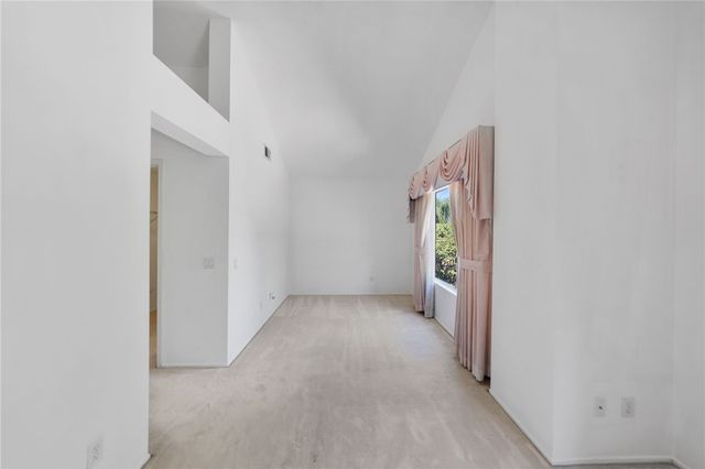 1611 San Almada, Corona, CA 92882