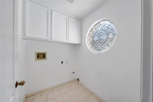 1611 San Almada, Corona, CA 92882