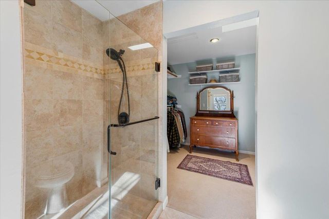 16380 Thornberry Way, Grass Valley, CA 95949