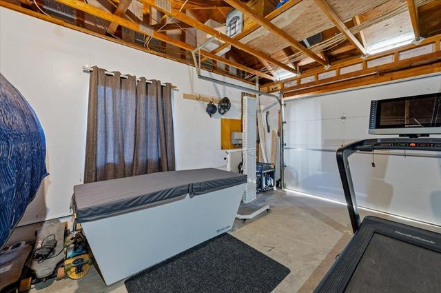 16380 Thornberry Way, Grass Valley, CA 95949