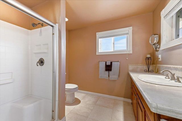 16380 Thornberry Way, Grass Valley, CA 95949