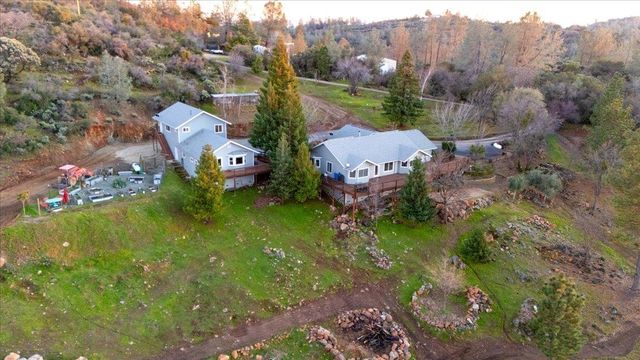 16380 Thornberry Way, Grass Valley, CA 95949