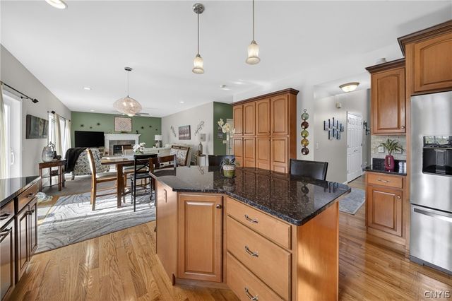 8322 Nates Ln, Cicero, NY 13039